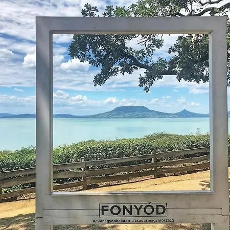 Lena Fonyód